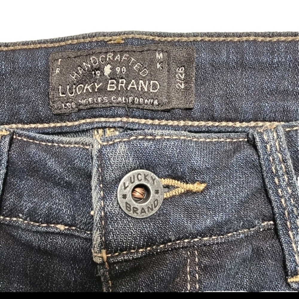 Lucky Brand Hayden Bermuda Denim Shorts Size 2/26, Summer Beach Picnic Attire - Picture 7 of 11